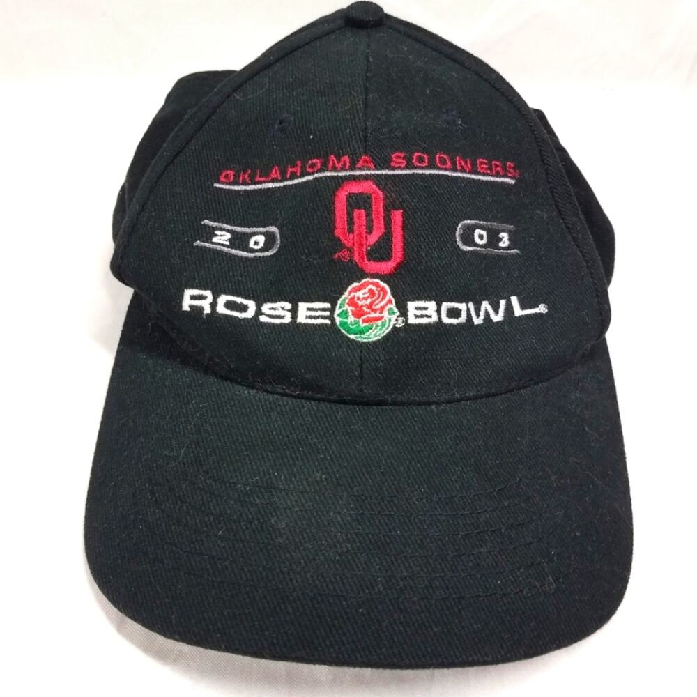 2003 Rose Bowl, Oklahoma Sooners Velcro backed black hat. Os